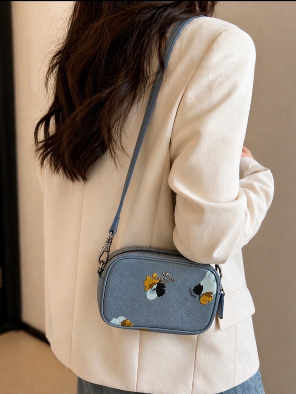 Coach Blue Floral Crossbody Bag. Xs size ❌❌